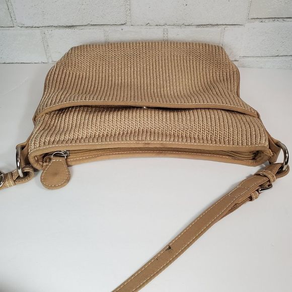 The Sak shoulder bag - Picture 9 of 14